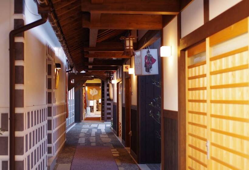 בית מלון כפרי Yakageya, Inn & Suites