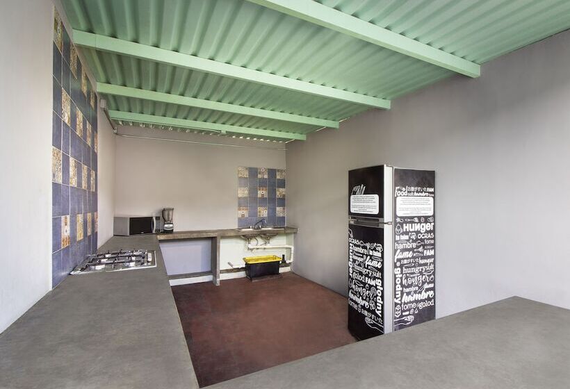 Общежитие Casa Mx Alameda