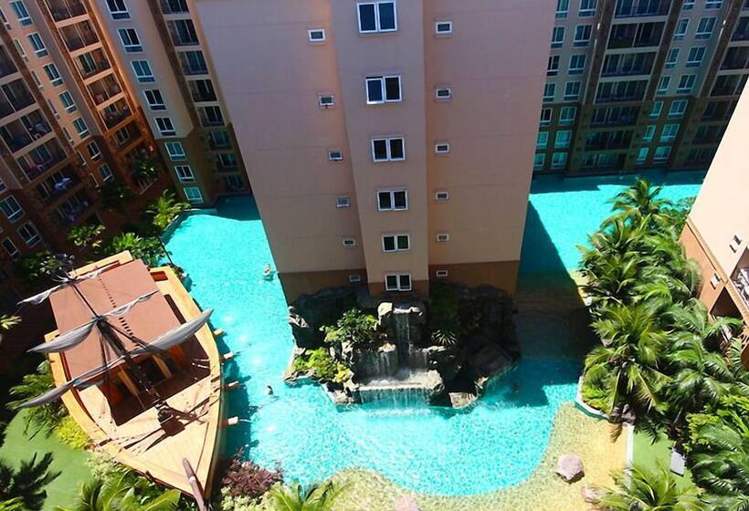 Atlantis Condo And Water Park Pattaya By The Sea