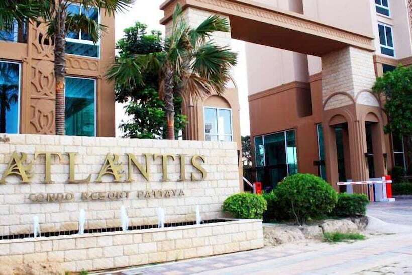 Atlantis Condo And Water Park Pattaya By The Sea