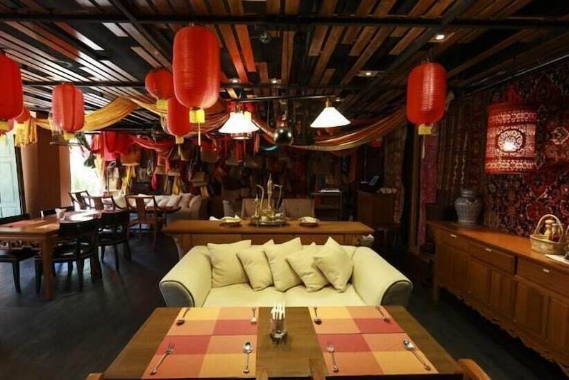 Atlantis Condo And Water Park Pattaya By The Sea