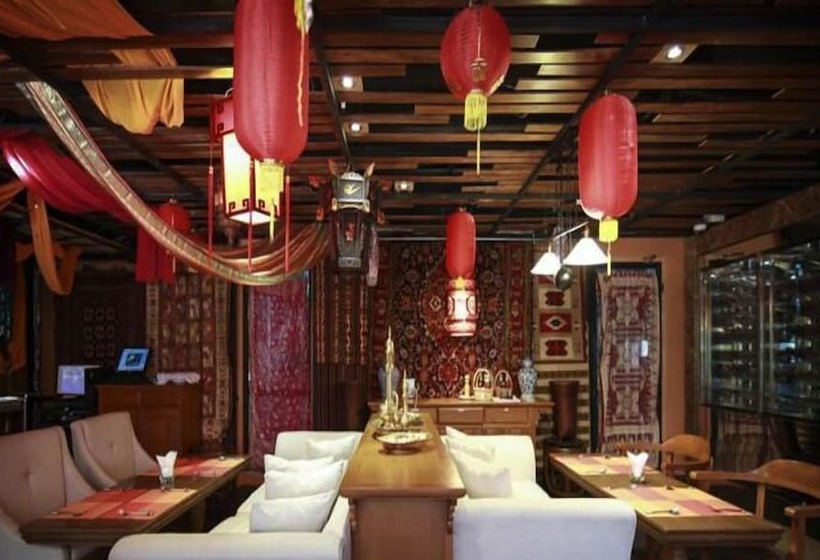 Atlantis Condo And Water Park Pattaya By The Sea