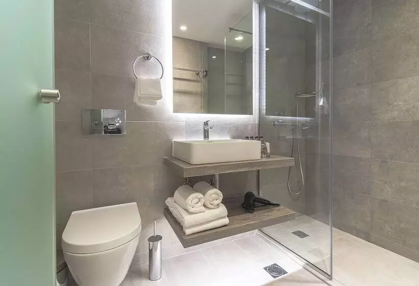 Hotelli Acropolis Stay