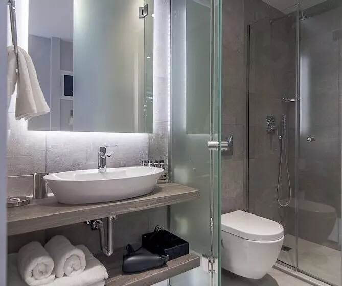 Hotelli Acropolis Stay