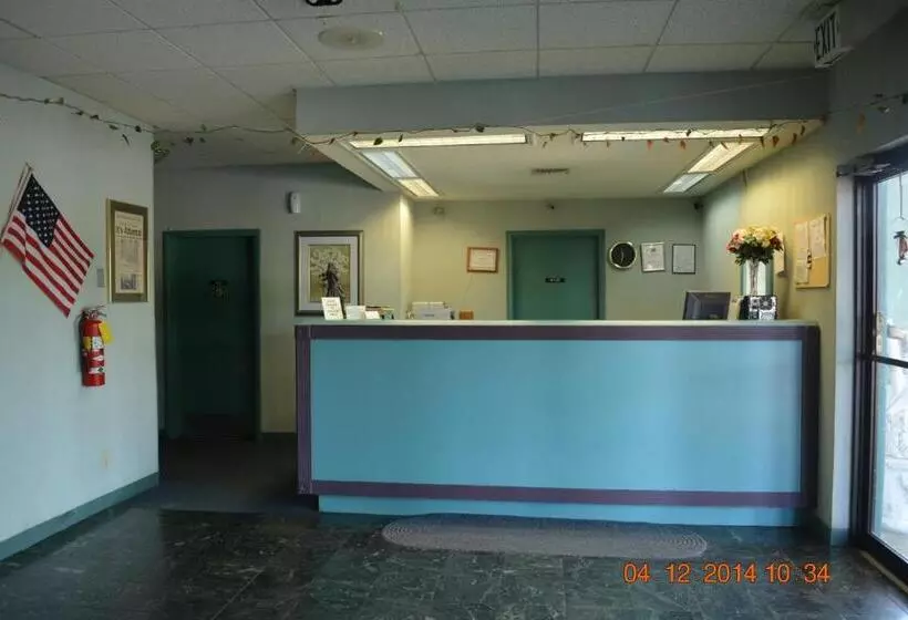 Hotelli Camilla Inn & Suites