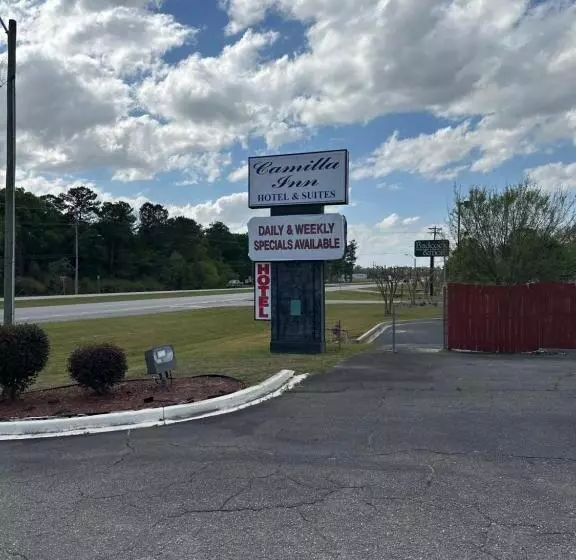 Hotelli Camilla Inn & Suites