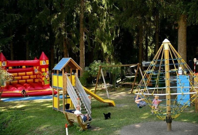 ホテル & Camping Gisser