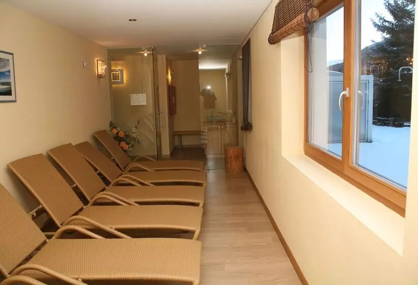 Hotelli & Camping Gisser