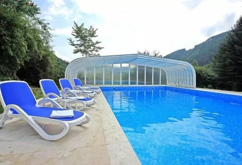 Hotelli & Camping Gisser