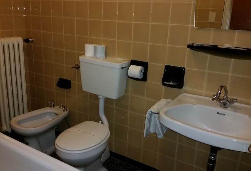 ホテル & Camping Gisser