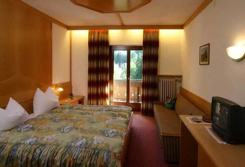 Hotelli & Camping Gisser