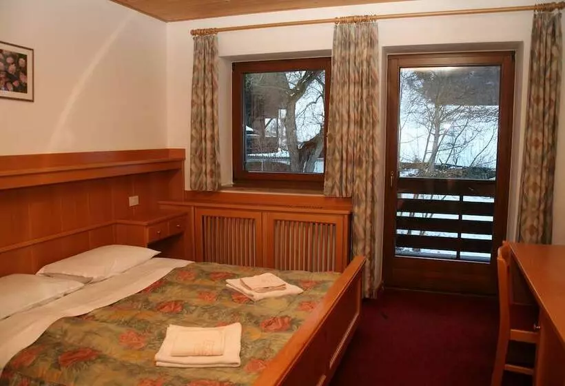 Hotelli & Camping Gisser