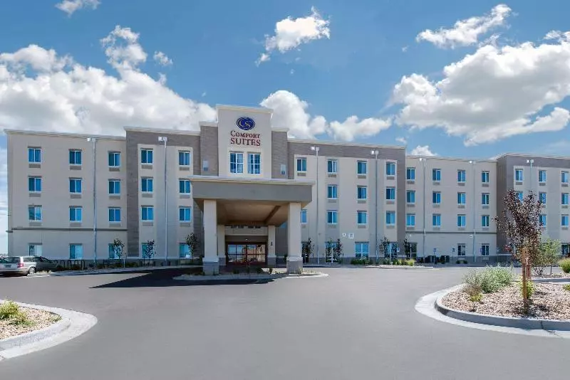 ホテル Comfort Suites Denver International Airport