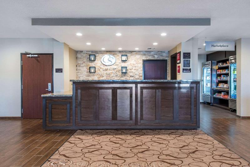 Hotel Comfort Suites Denver International Airport