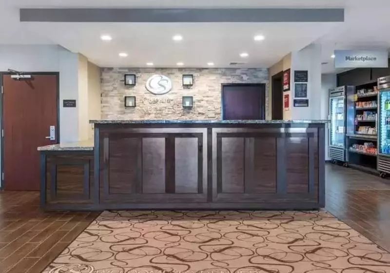 ホテル Comfort Suites Denver International Airport