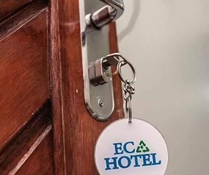 Hotelli Eco
