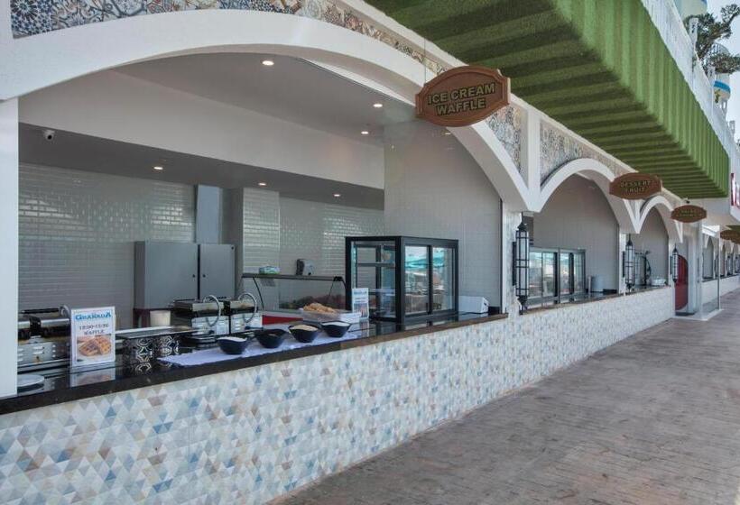 בית מלון כפרי Granada Luxury Beach Ultra All Inclusive