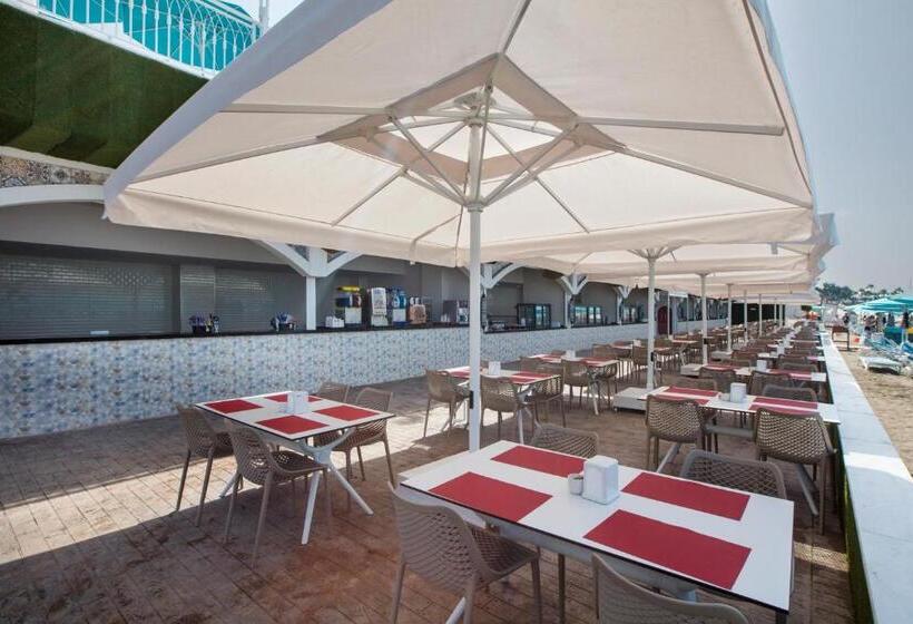 בית מלון כפרי Granada Luxury Beach Ultra All Inclusive