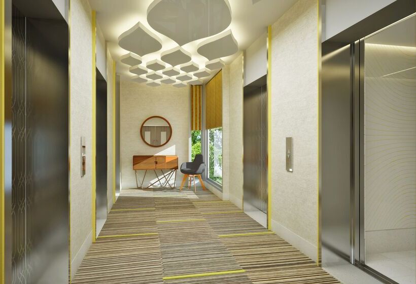 هتل Hampton By Hilton Dubai Airport