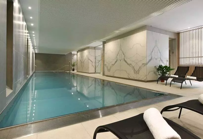 Hotelli Martin S Louvainlaneuve