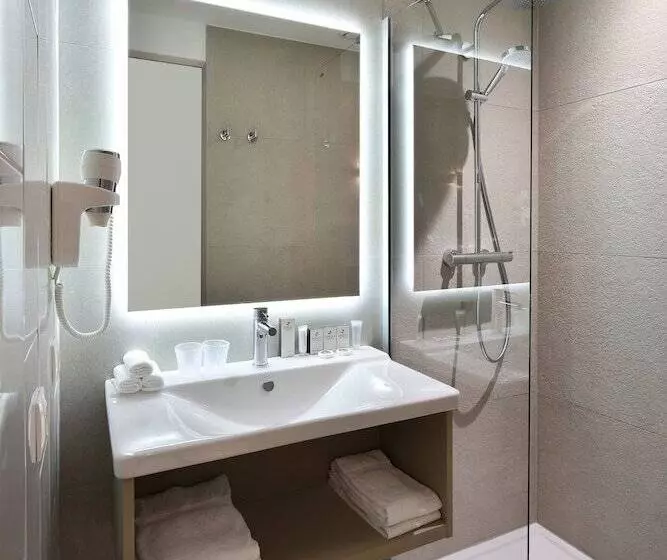 Hotelli Martin S Louvainlaneuve