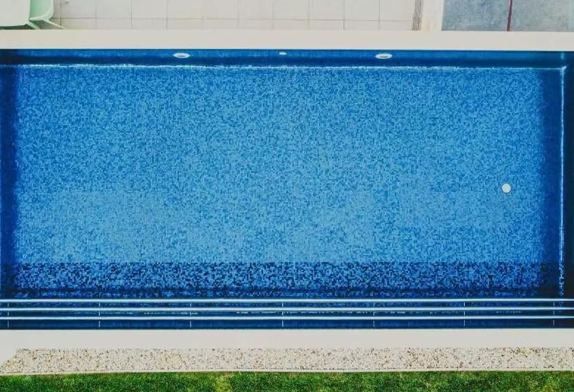 هتل Mercedes Country House