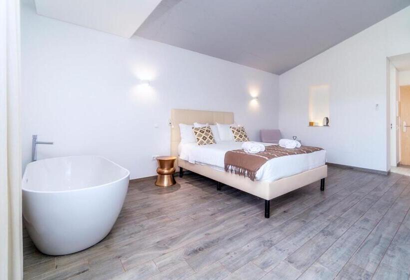 هتل Mercedes Country House