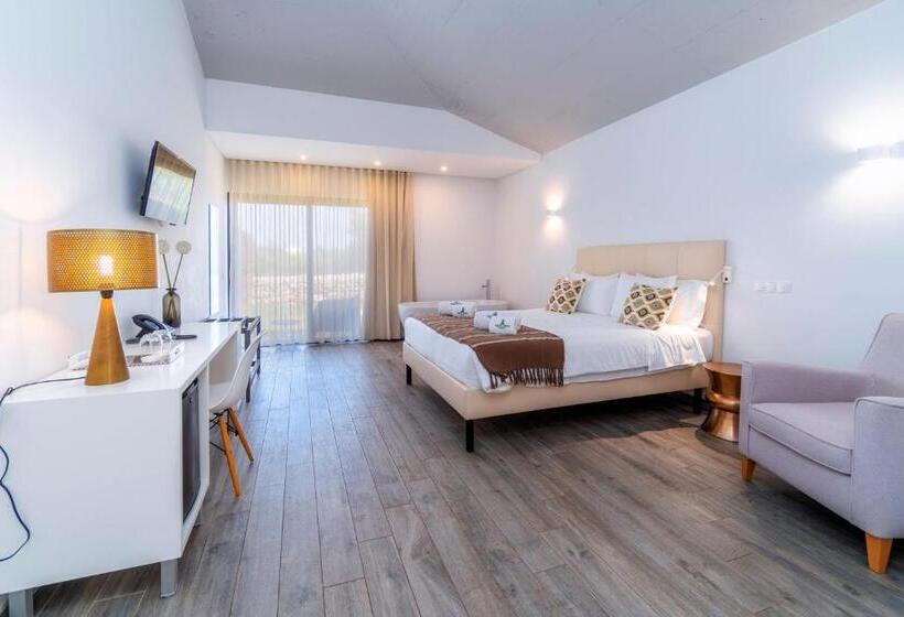 هتل Mercedes Country House