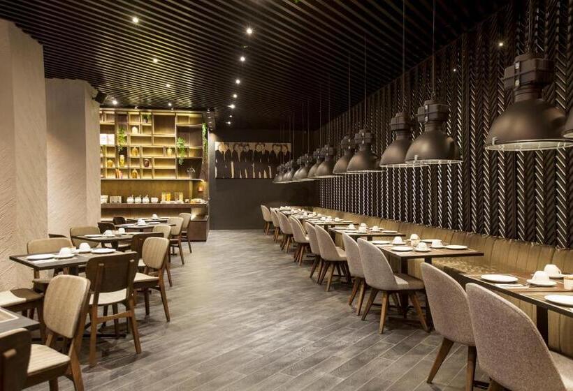 هتل Quentin XL Potsdamer Platz