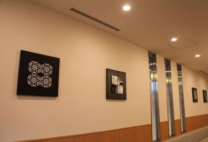 בית מלון כפרי Rembrandt Style Tokyo Nishikasai Grande