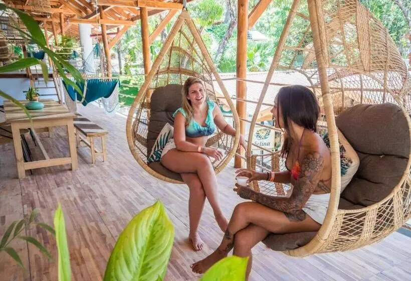 ホテル Selina Santa Teresa South