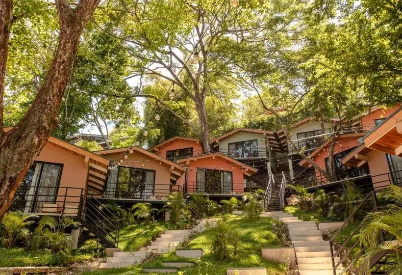 ホテル Selina Santa Teresa South