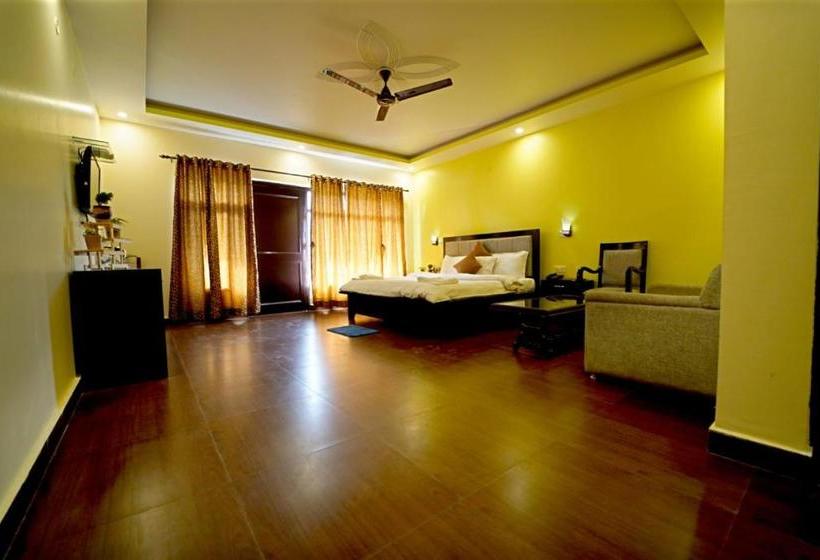 Hotel Shiva's Solace Resort By Samaira