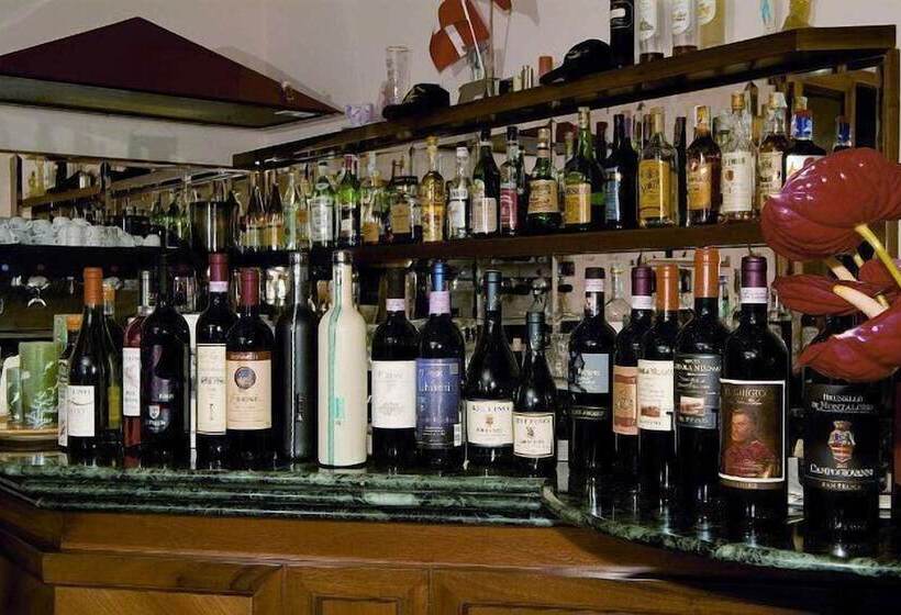 فندق Verena Dependance Savoia & Campana