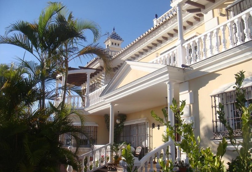 هتل Villa Al Alba