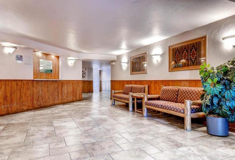 Two Bedroom 304 At Trails End