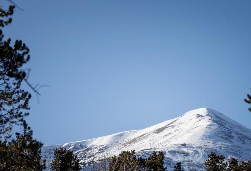 Two Bedroom 304 At Trails End