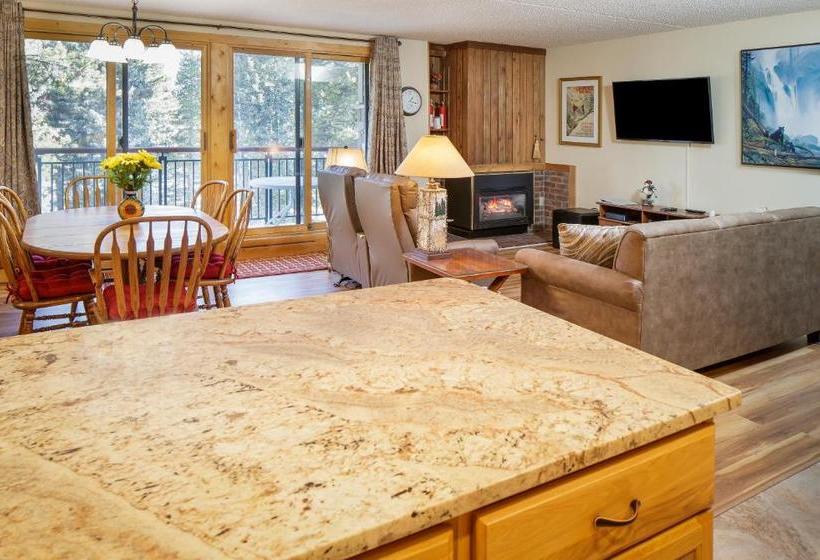 Two Bedroom 304 At Trails End