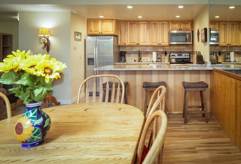 Two Bedroom 304 At Trails End