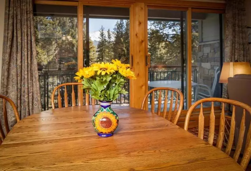 Two Bedroom 304 At Trails End