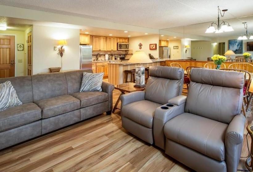 Two Bedroom 304 At Trails End