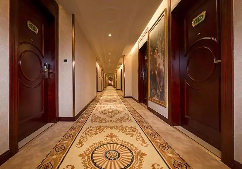 Vienna Hotel Shenzhen Shuiku New Village