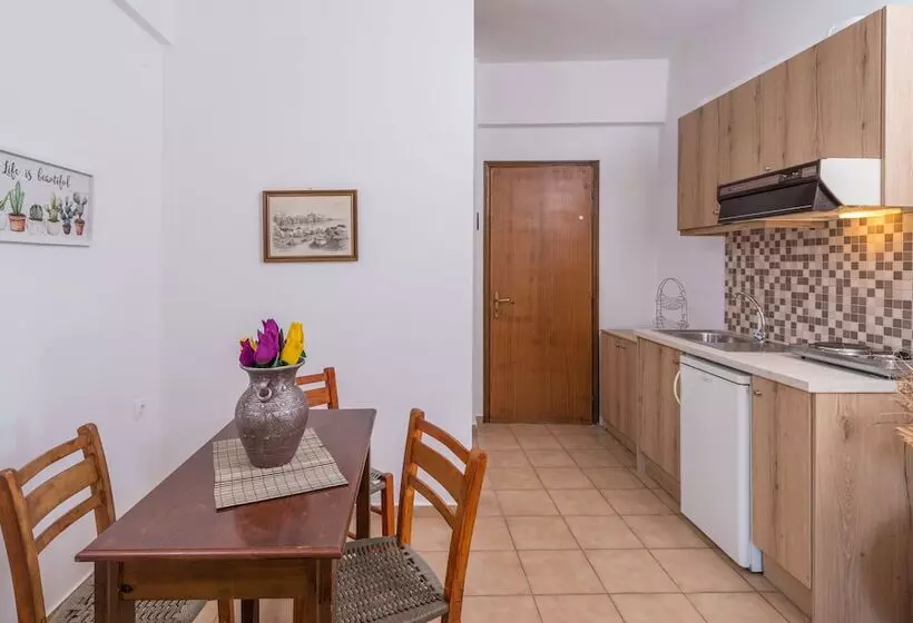 Angelika Apartments