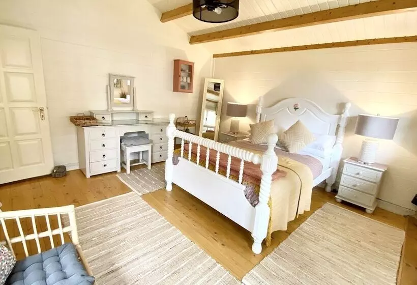 Aamiaismajoitus (B&B) Beaufort House Accomodation