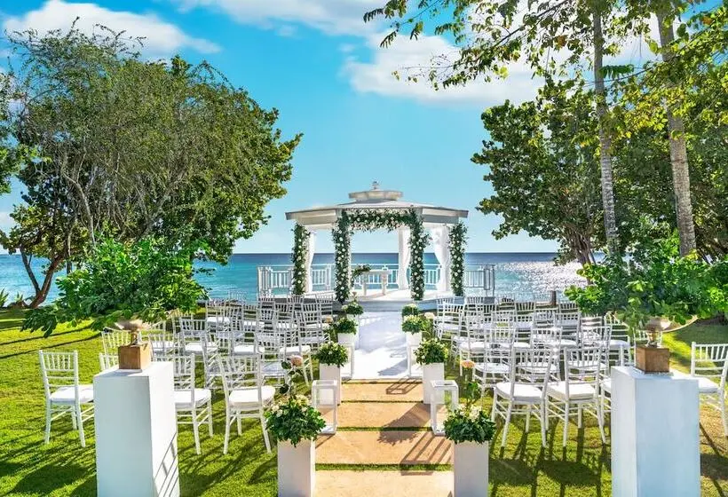 Dreams La Romana All-Inclusive Resort & Spa