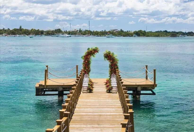 Dreams La Romana All-Inclusive Resort & Spa