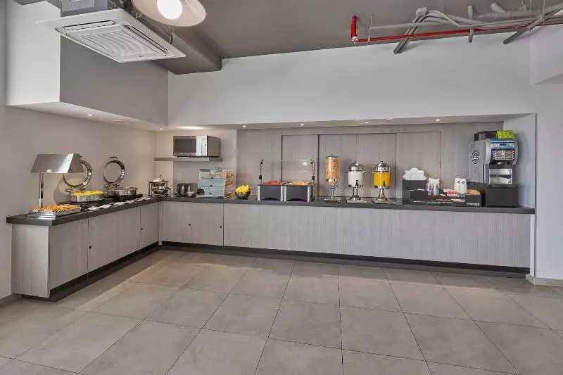 Hotelli City Express Junior By Marriott Ciudad De México Sullivan