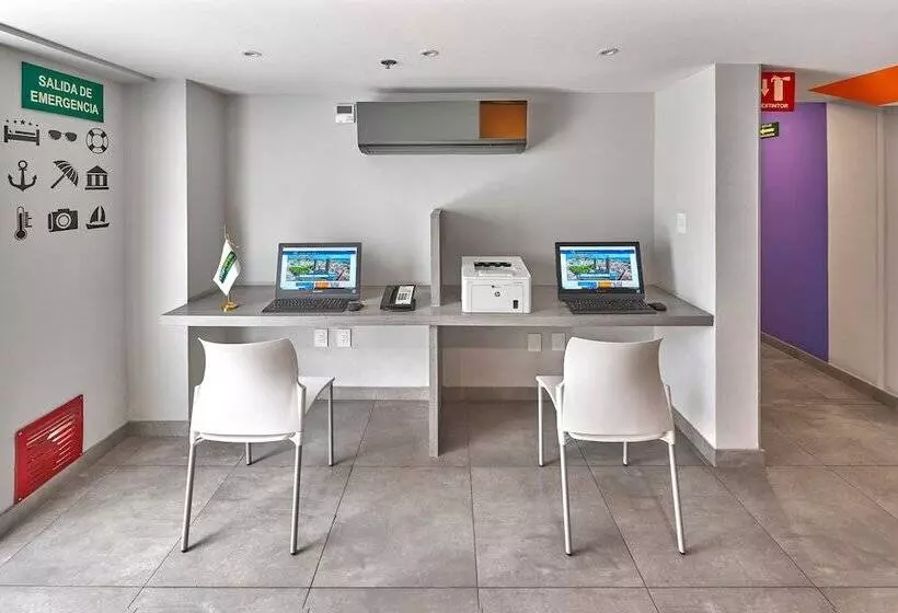 Hotelli City Express Junior By Marriott Ciudad De México Sullivan