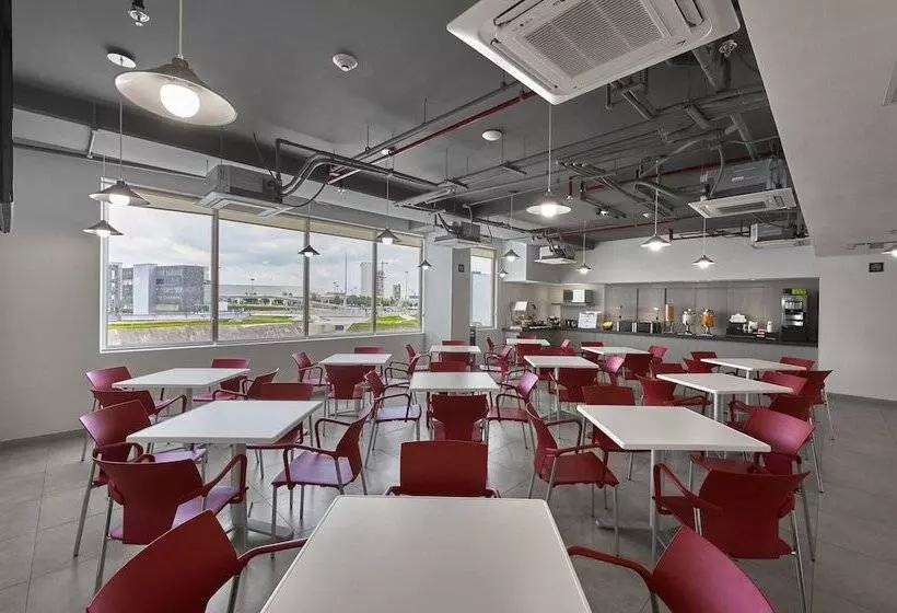 Hotelli City Express Junior By Marriott Ciudad De México Sullivan