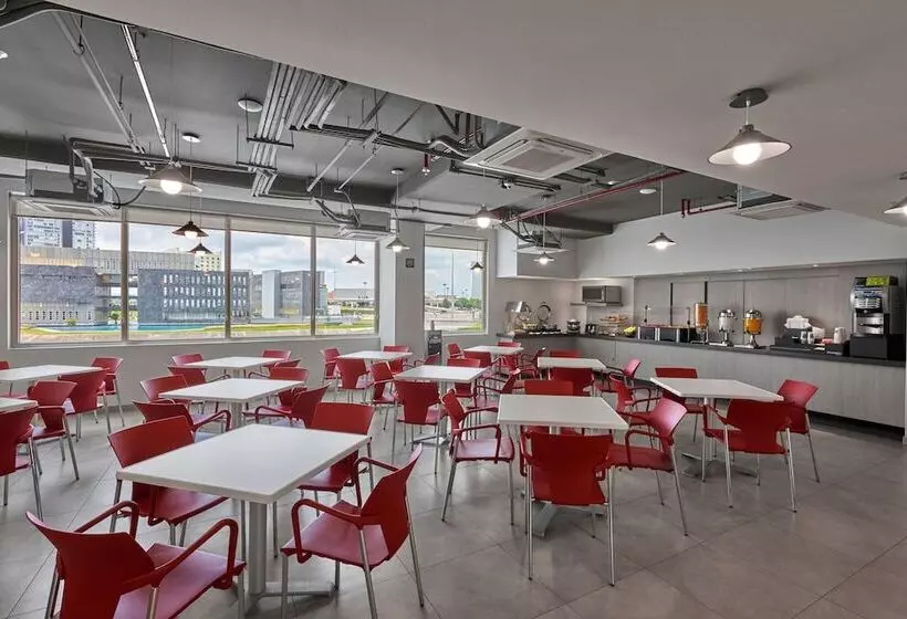 Hotelli City Express Junior By Marriott Ciudad De México Sullivan